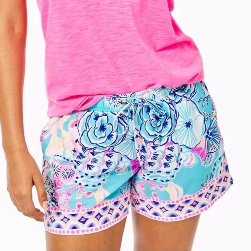 NWOT Lilly Pulitzer Katia 5” Shorts- Bali Blue/ Once Upon A Tide Print, Size XXS